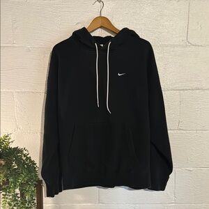 EUC Black Nike Hoodie